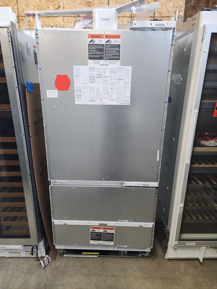 IT-36RID-RH : Sub Zero Legacy Model - 36" Designer Over-and-Under Refrigerator Internal Dispenser - Panel Ready Right Hinge