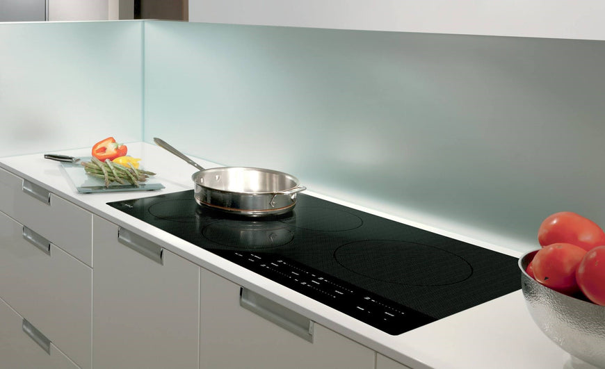Wolf CI365C/B 36" Contemporary Induction Cooktop
